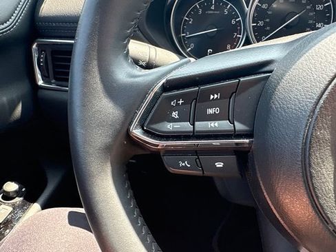 Certified 2025 MAZDA CX-5 AWD 2.5 S w/ Preferred Package image 12