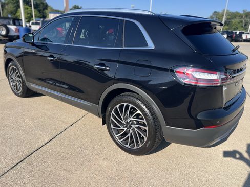 Used 2019 Lincoln Nautilus Reserve FWD image 8