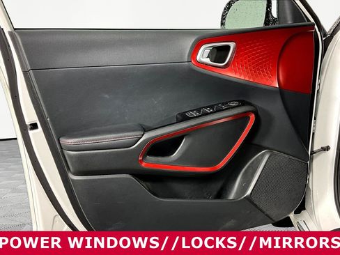 Used 2024 Kia Soul GT-Line FWD image 18