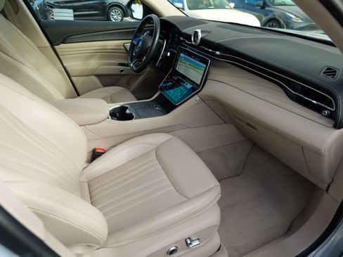 Certified 2023 Maserati Grecale GT image 36