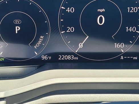 Certified 2024 MAZDA CX-90 Plug-In Hybrid w/ Preferred AWD/4WD image 23