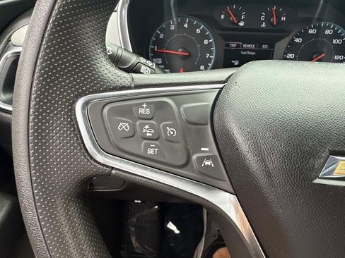 Used 2021 Chevrolet Equinox LS w/ LS Convenience Package image 33