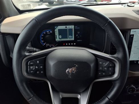 Used 2024 Ford Bronco Wildtrak AWD/4WD image 15