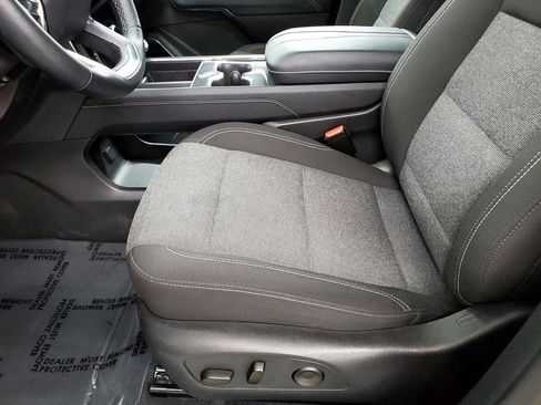 Used 2025 GMC Acadia Elevation image 13