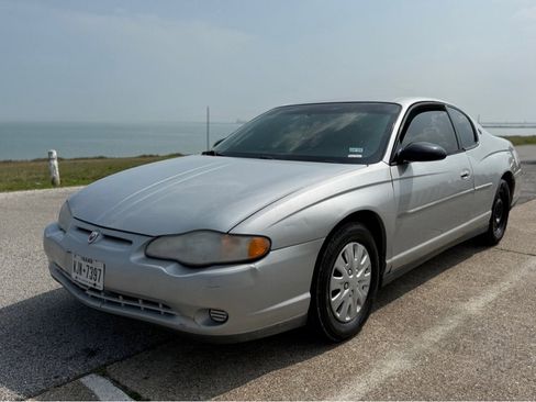 Used 2001 Chevrolet Monte Carlo LS image 1