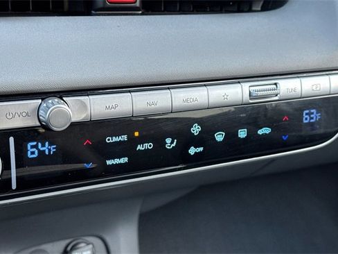 Used 2024 Hyundai Ioniq 5 SEL image 28