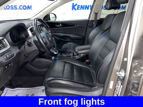 Used 2016 Kia Sorento SX image 16