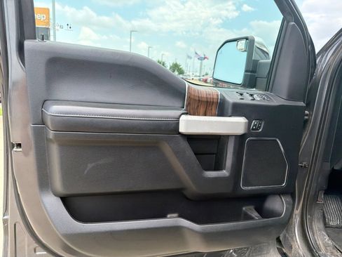 Used 2020 Ford F150 Lariat AWD/4WD image 12