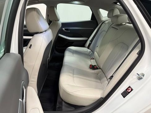 Used 2022 Hyundai Sonata Limited image 36