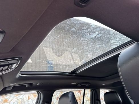 Used 2024 Jeep Grand Cherokee Limited image 26