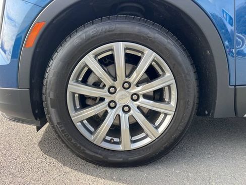 Used 2019 Cadillac XT4 Premium Luxury w/ Cold Weather Package FWD image 12