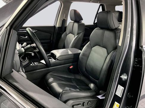 Certified 2025 Honda Pilot EX-L image 14