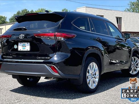 Used 2023 Toyota Highlander Limited AWD/4WD image 13