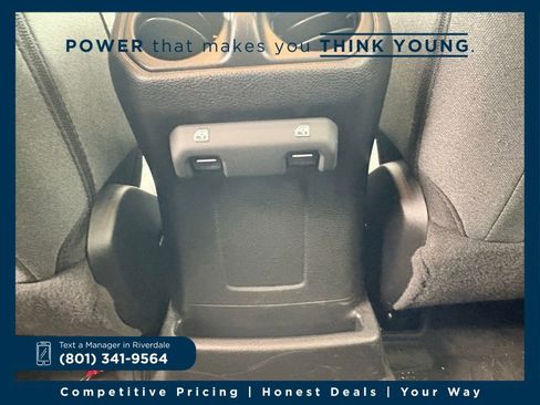 Used 2024 Jeep Wrangler Unlimited w/ LED Headlamp & Fog Lamp Group image 14