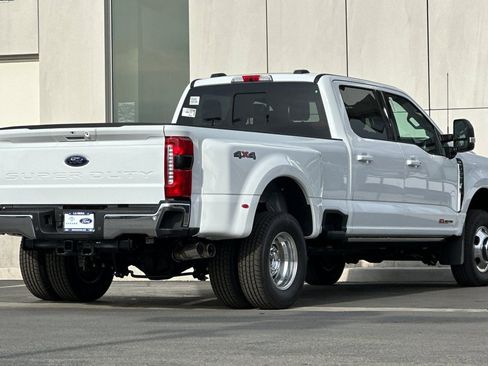 New 2026 Ford F350 Lariat w/ Lariat Ultimate Package image 3