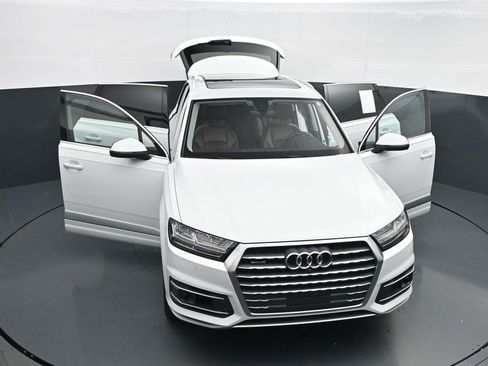 Used 2018 Audi Q7 2.0T Premium Plus AWD/4WD image 30