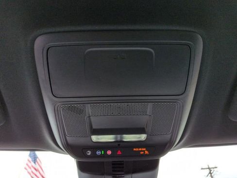 New 2026 Chevrolet Traverse LT w/ Midnight/Sport Edition FWD image 33