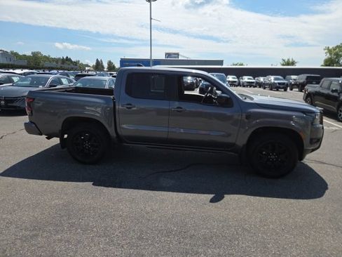 Used 2026 Nissan Frontier SV w/ Tow Package AWD/4WD image 4