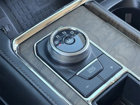 Used 2020 Ford Expedition Platinum image 28