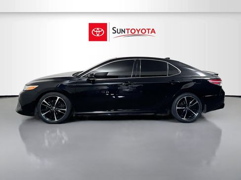 Used 2020 Toyota Camry XSE image 7