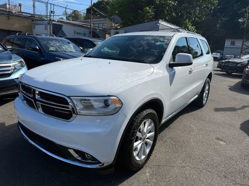 Used 2019 Dodge Durango SXT image 1