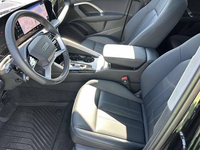 Used 2025 Audi Q5 Premium Plus w/ Premium Plus AWD/4WD image 25