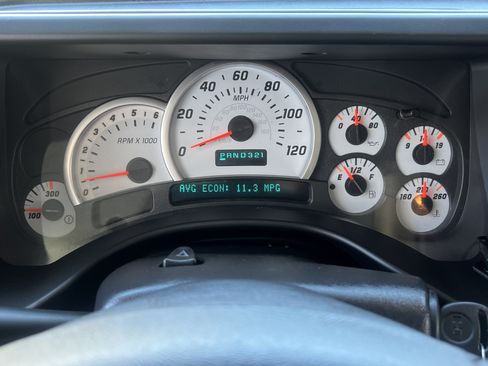 Used 2003 HUMMER H2 w/ Preferred Equipment Group AWD/4WD image 28