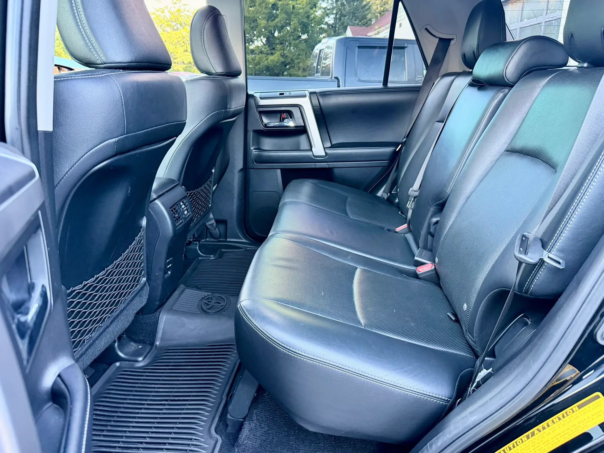Used 2019 Toyota 4Runner Limited AWD/4WD image 26