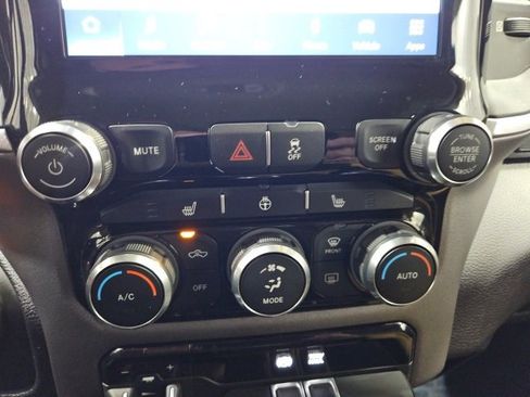 Used 2022 RAM 2500 Big Horn w/ Level A Equipment Group image 27