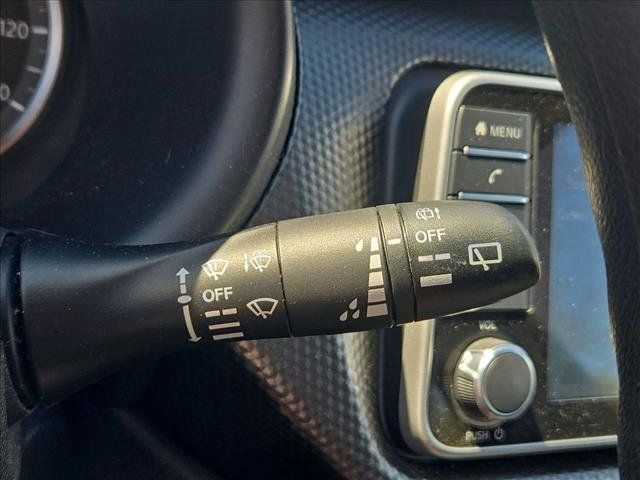 Used 2020 Nissan Kicks SV FWD image 15