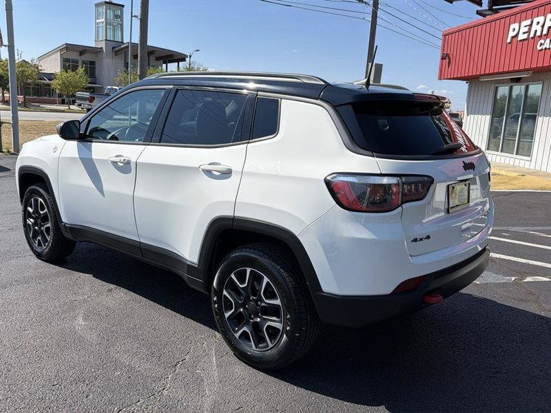 Used 2019 Jeep Compass Trailhawk w/ Cold Weather Group AWD/4WD image 12
