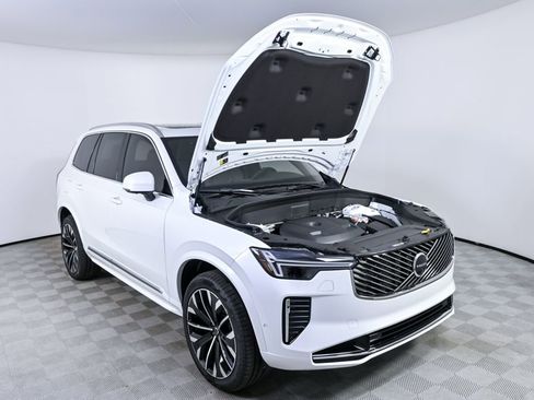 New 2026 Volvo XC90 T8 Plus AWD/4WD image 35