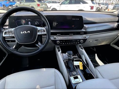 Used 2024 Kia Telluride S w/ S Sunroof Package AWD/4WD image 13