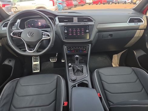 Used 2024 Volkswagen Tiguan SEL R-Line AWD/4WD image 19