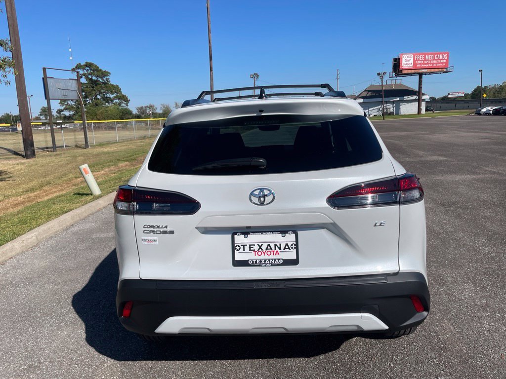 New 2026 Toyota Corolla Cross LE FWD image 6