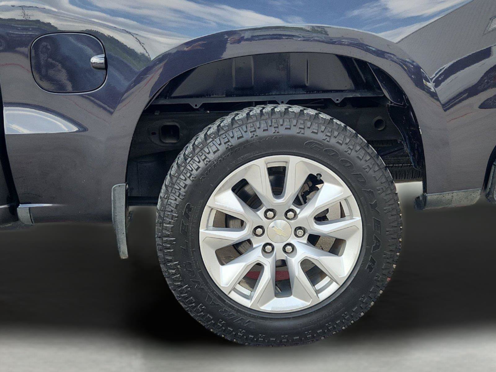 Certified 2022 Chevrolet Silverado 1500 Custom RWD image 31