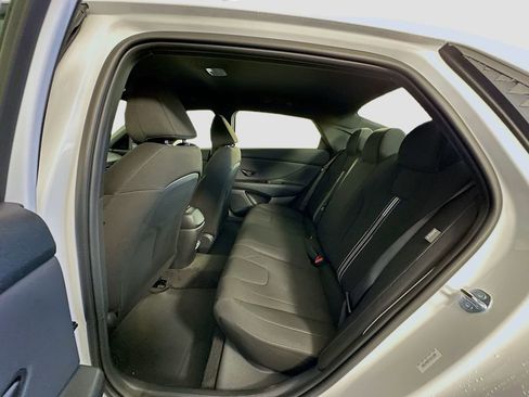 New 2026 Hyundai Elantra Sport image 16