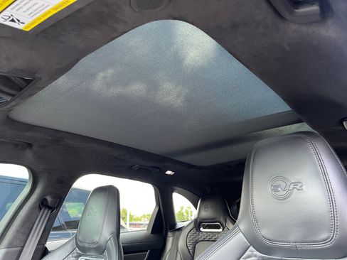 Used 2024 Jaguar F-PACE SVR AWD/4WD image 34