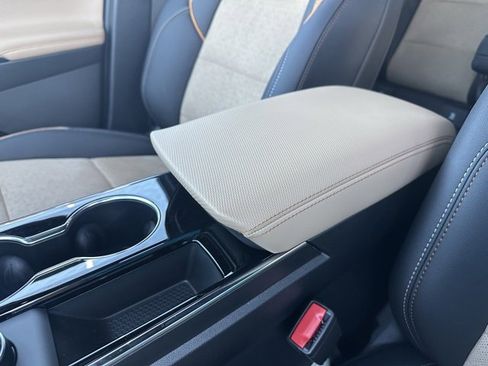 New 2026 Chevrolet Equinox ACTIV w/ LPO, Floor Liner Package image 33