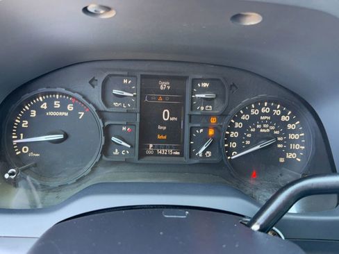 Used 2019 Toyota Tundra SR image 13
