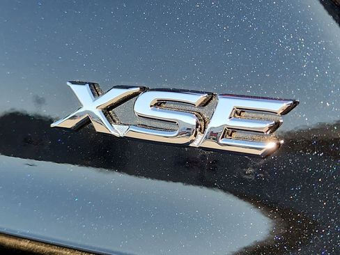 Used 2026 Toyota Camry XSE w/ Premium Plus Package image 11