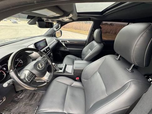 Used 2023 Lexus GX 460 Luxury image 28