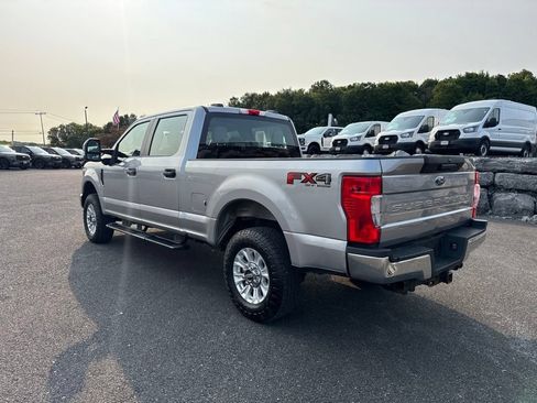 Used 2020 Ford F250 XL w/ STX Appearance Package AWD/4WD image 3