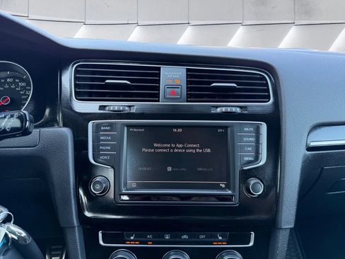 Used 2017 Volkswagen GTI S FWD image 14