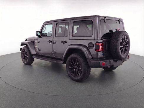 Used 2021 Jeep Wrangler Unlimited Sahara w/ Cold Weather Group image 3