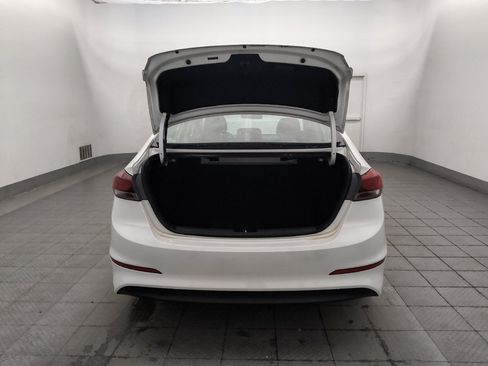 Used 2018 Hyundai Elantra SEL FWD image 29