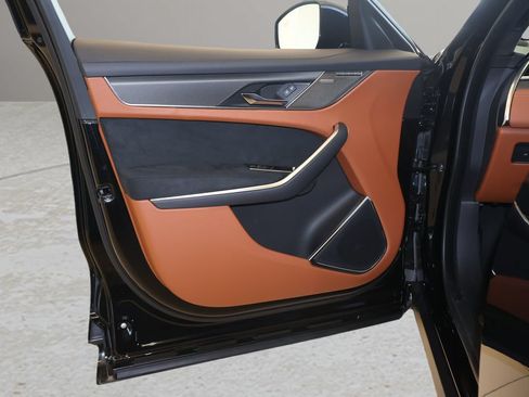 New 2026 Jaguar F-PACE SVR AWD/4WD image 5