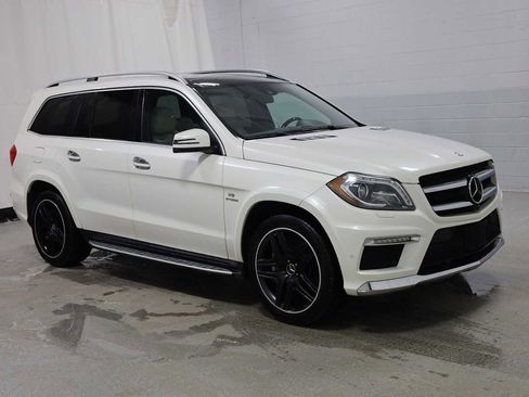 Used 2015 Mercedes-Benz GL 63 AMG 4MATIC image 13