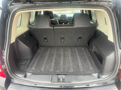 Used 2014 Jeep Patriot High Altitude image 9