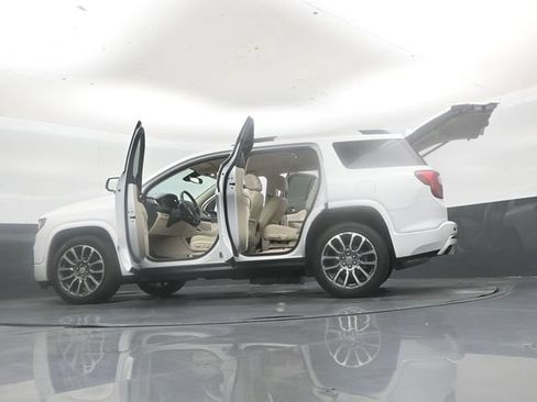 Used 2023 GMC Acadia Denali AWD/4WD image 56